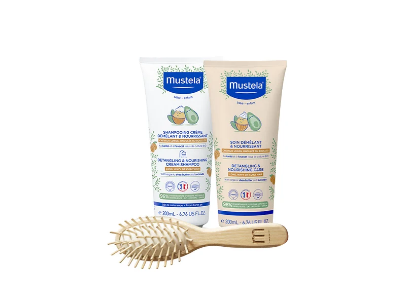 Shampoo + Balsamo nutriente e districante + Spazzola ovale capelli