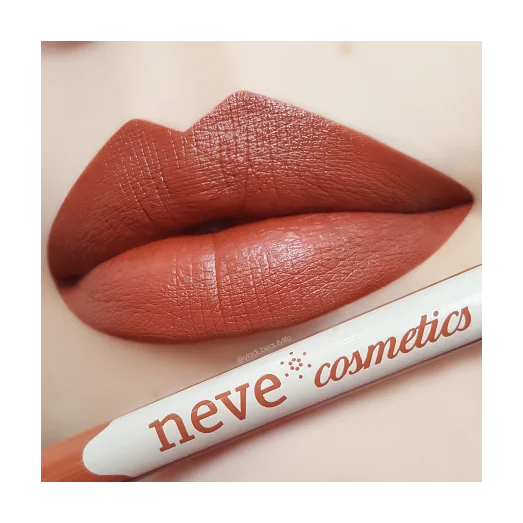 Neve Cosmetics – Matita Labbra Versatile a Lunga Tenuta