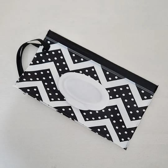 Porta salviette lavabili umidificate in plastica bianco e nero a righe