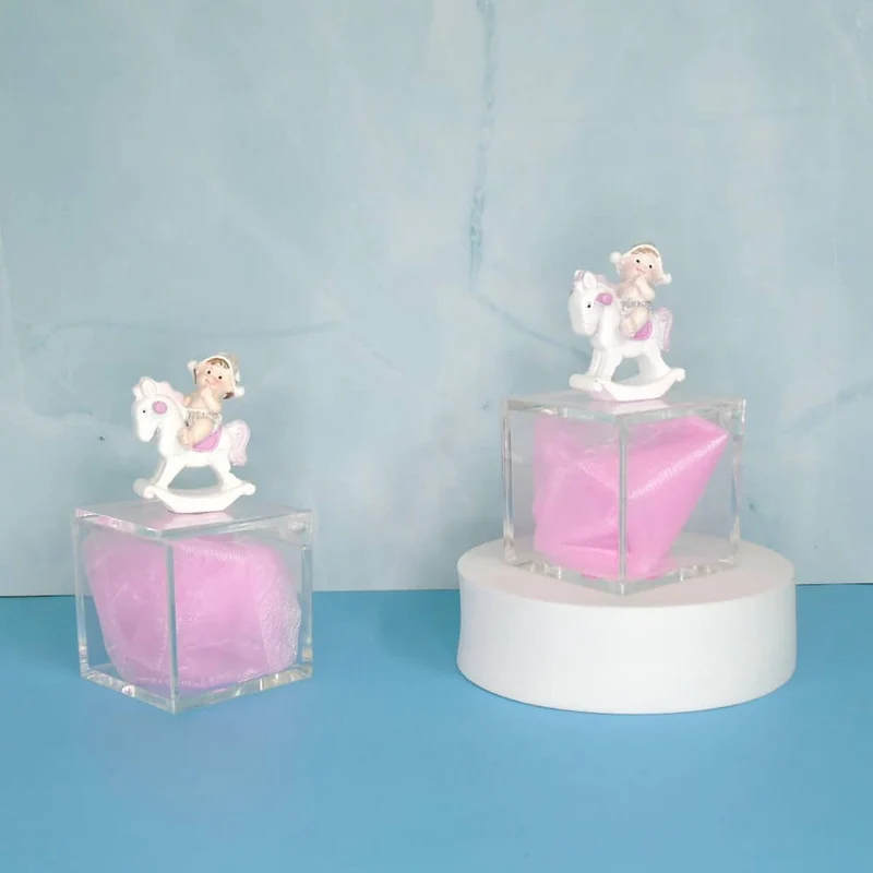 BOMBONIERA NASCITA BATTESIMO PORTA CONFETTI CON BIMBA SU CAVALLUCCIO