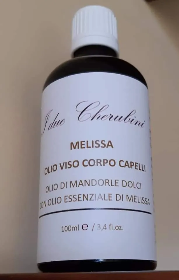 Olio da Massaggio alla Melissa – Nutriente e Lenitivo