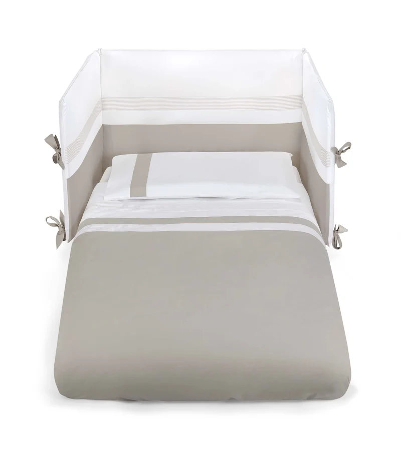 Set letto Lab 23 con piumotto, paracolpi, federa cuscino e coprimaterasso Pali