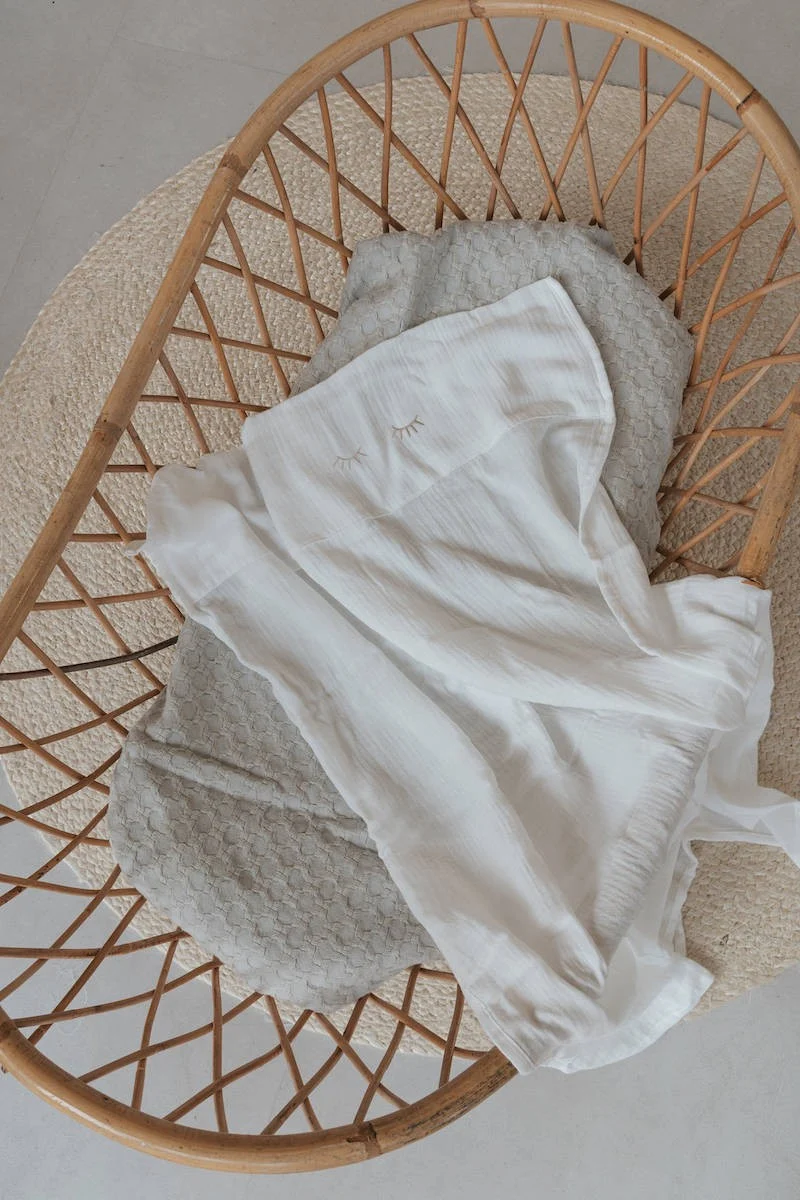 Lenzuolo per culla/carrozzina 75x100cm con federa White Sleepy Bamboom