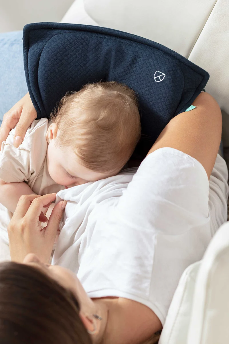 PERFECT HEAD BREASTFEEDING AIR Pillow for Plagiocephaly - Dark Blue