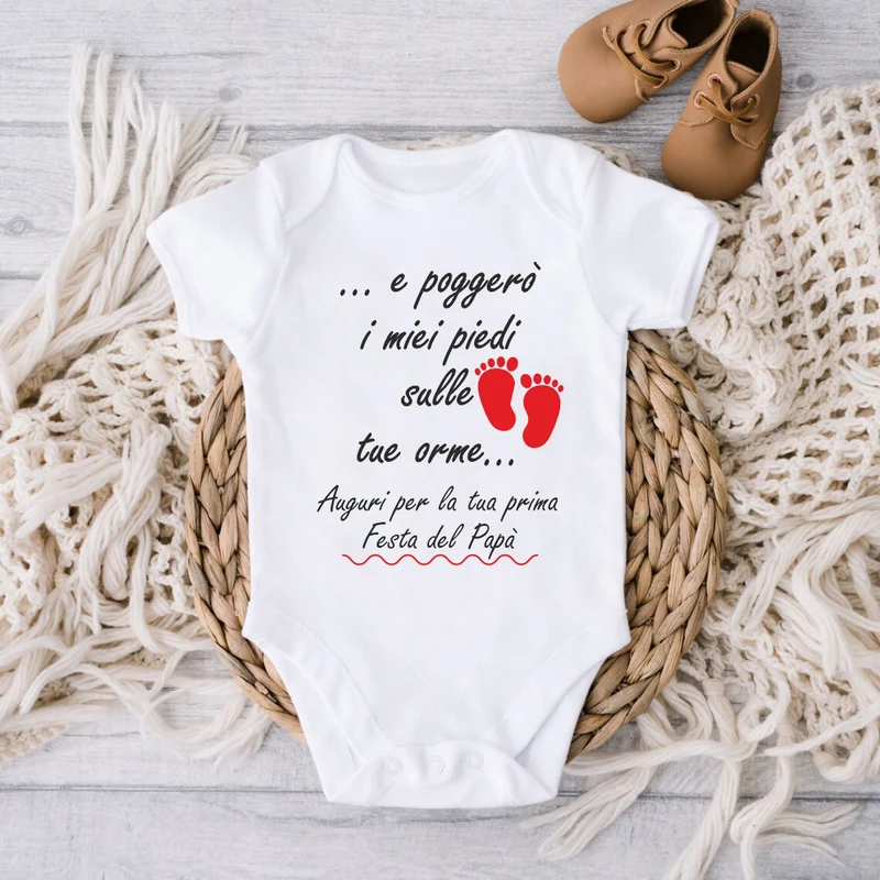 Body "poggerò i piedi sulle tue orme, Auguri Per la tua prima festa del papà"