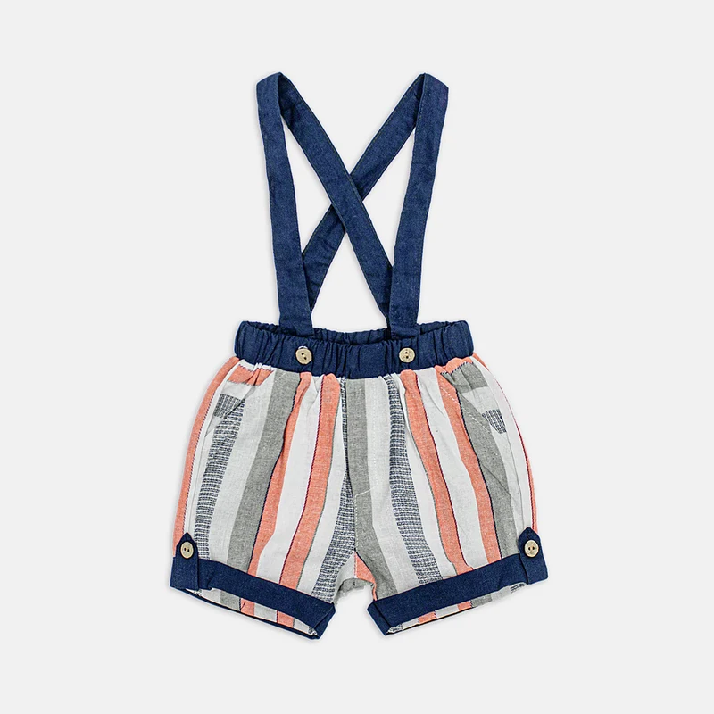 Pantaloncino con Bretelle a Righe, Luglio