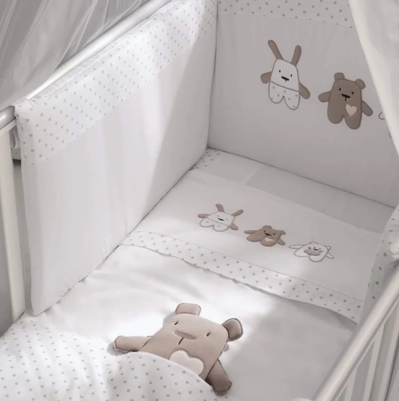 Corredo Letto 3 Pezzi Ted Cuoricini