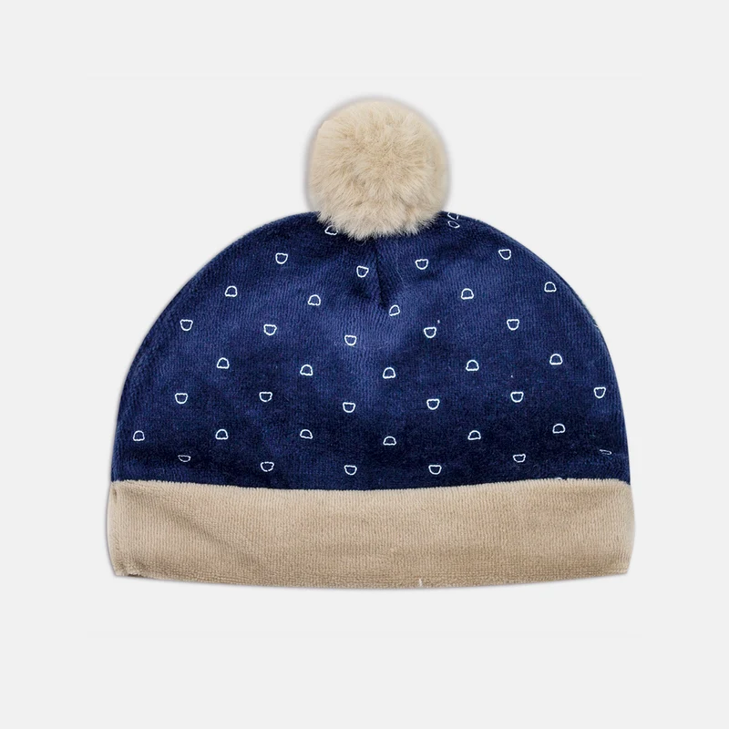 Cappello con Ponpon, Luglio