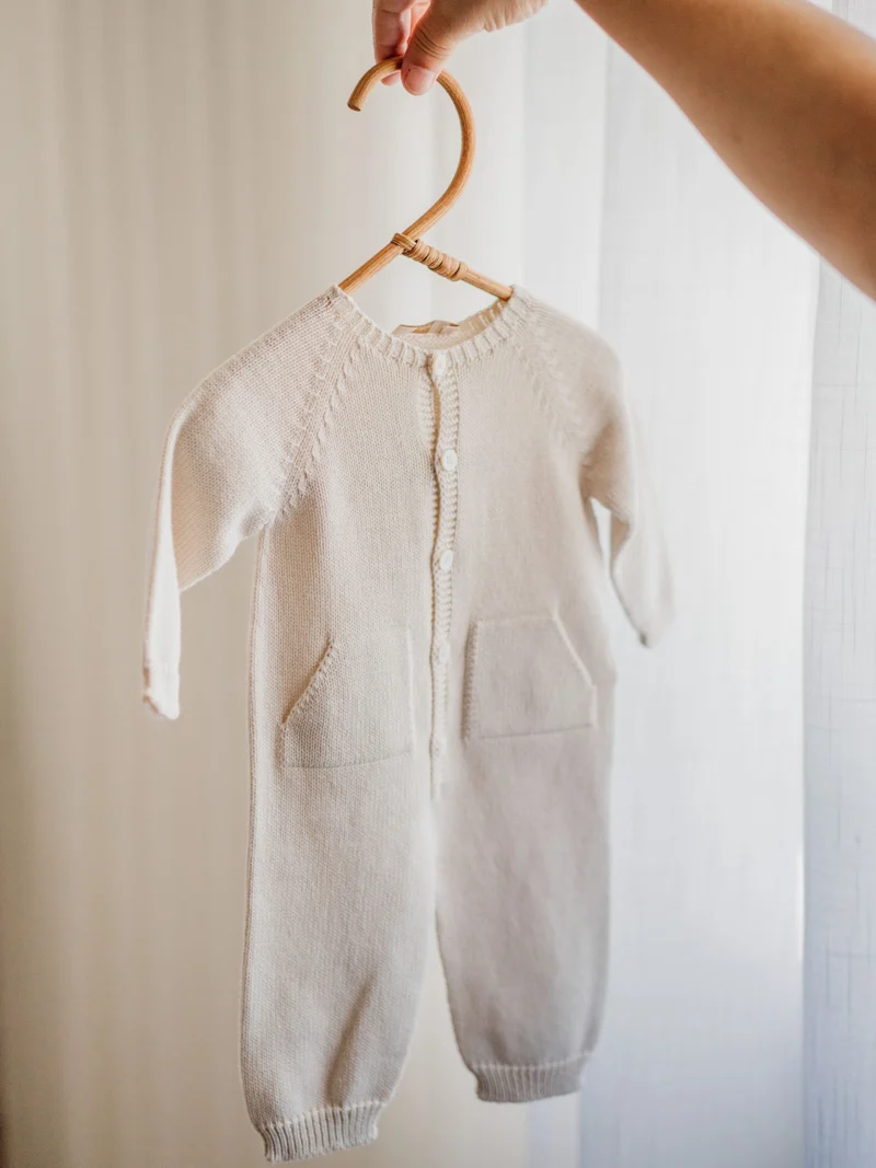 Tutina in filo beige tg. 9mesi