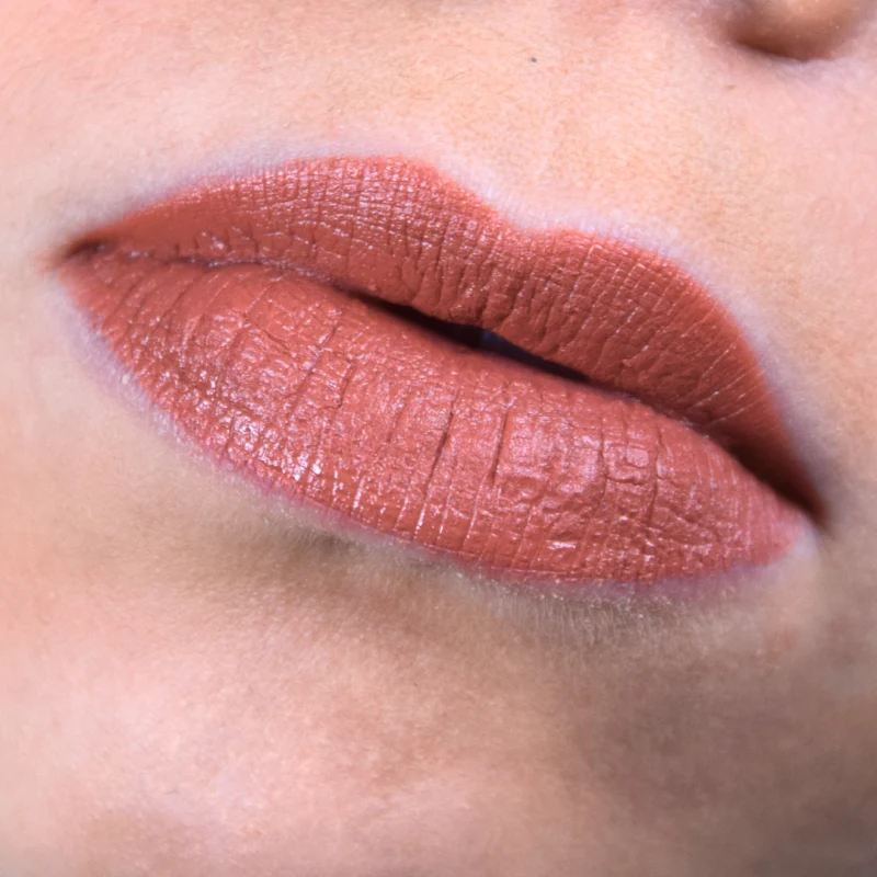 Rossetto Vrei Nude