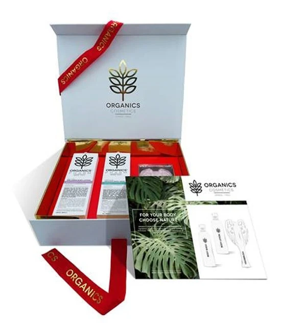 Organics Cosmetics Cofanetto Wellness Latte Corpo 250ml +Bagno Doccia 250ml+Spazzola
